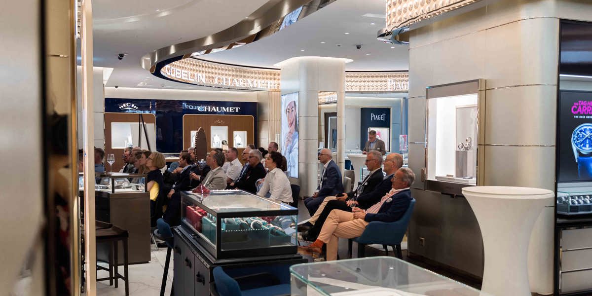 52952747464 A1f3721b8c O